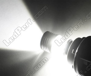 Ampoule Clever H7 à LED lumière ultra blanche